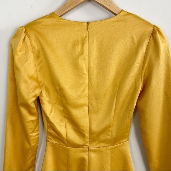 More To Come Jewel Deep V Dress in Marigold Size XXS - Picture 5 of 14